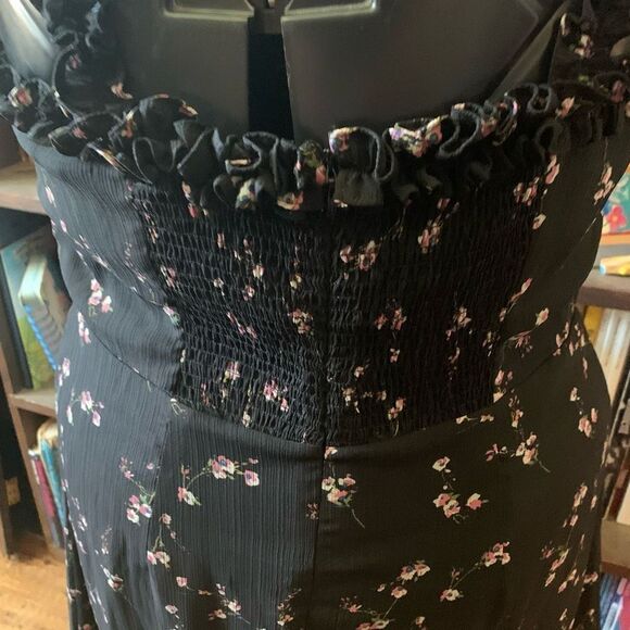 Lulu’s In the Garden black pink barbiecore floral L skater dress - Picture 3 of 4